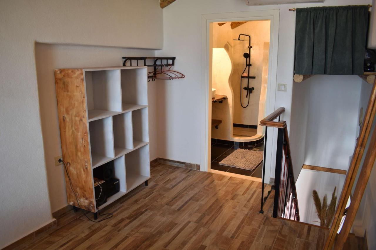 Magico Loft Apartment Kalavárda Екстериор снимка